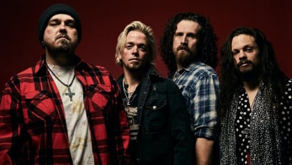 BLACK STONE CHERRY Announces November 2023 Tour With GIOVANNIE AND THE HIRED GUNS